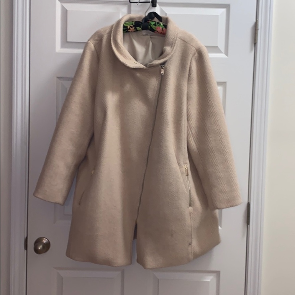 Loft Plus wool winter coat